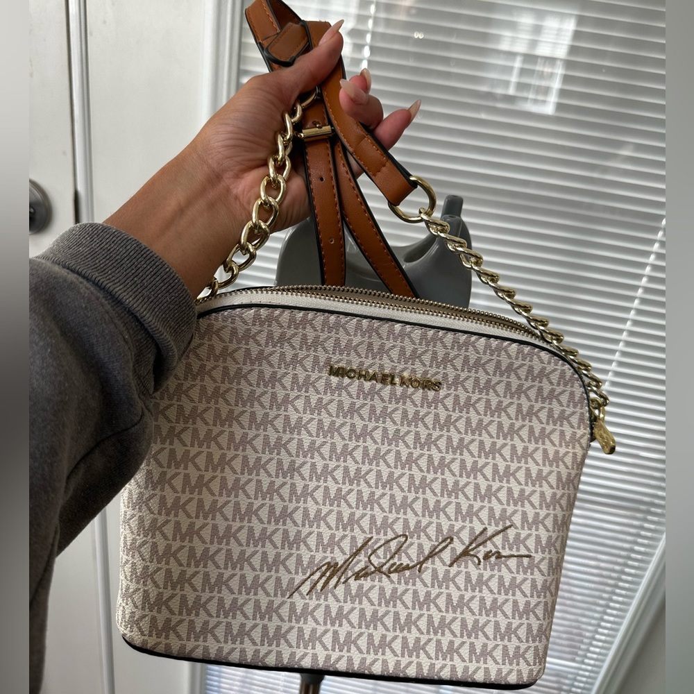 Michael Kors Crossbody